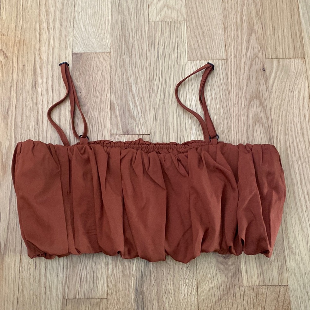 Orange/brown crop top